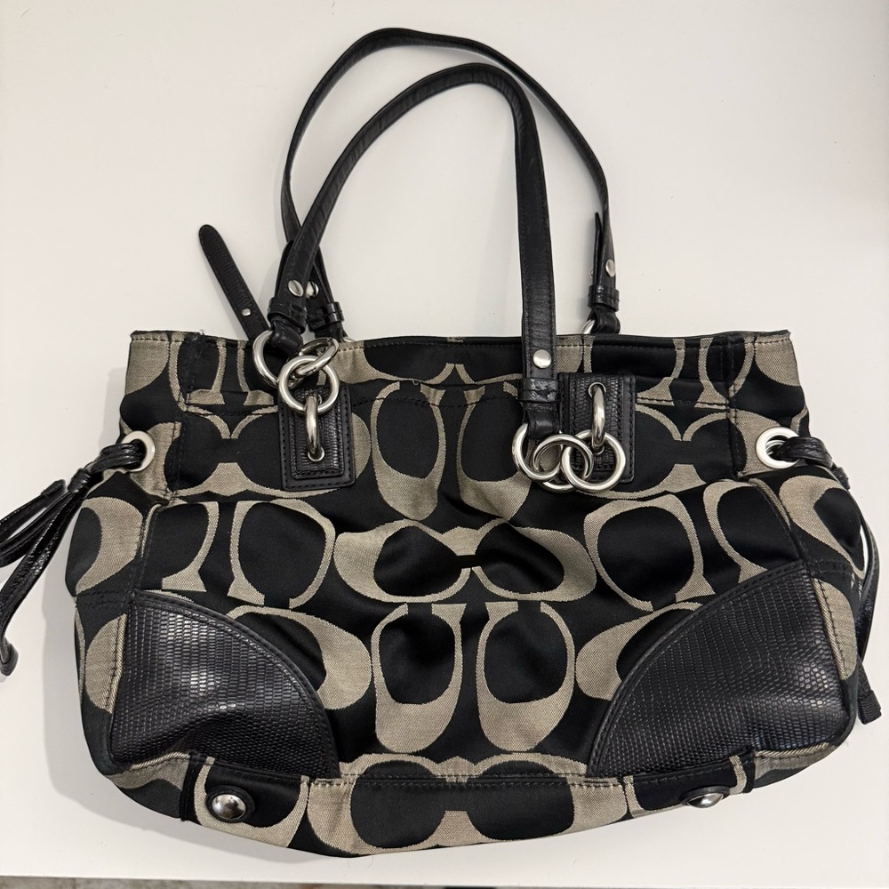 Coach Handbag - Picture 3 of 5